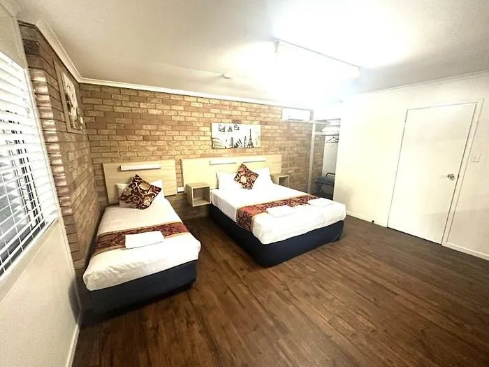 Kipparing Village Motel Redcliffe 0*,