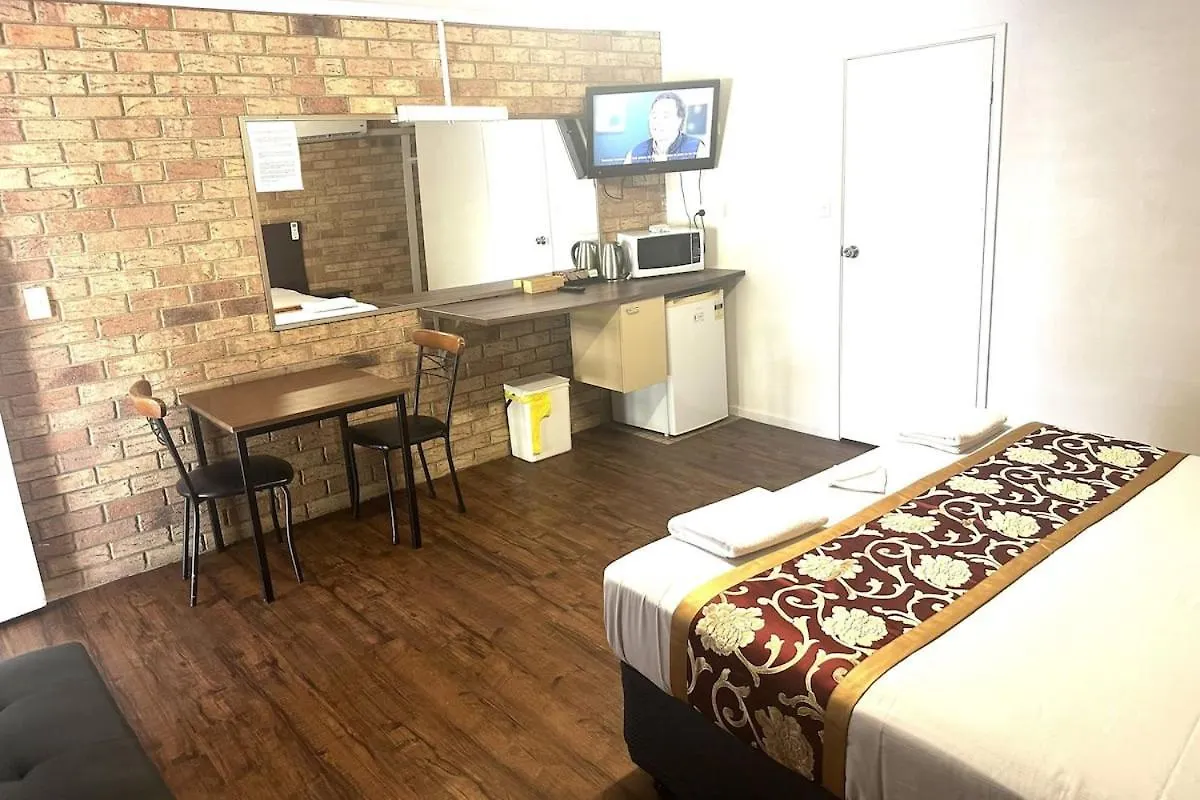 Aparthotel Kipparing Village Motel Redcliffe